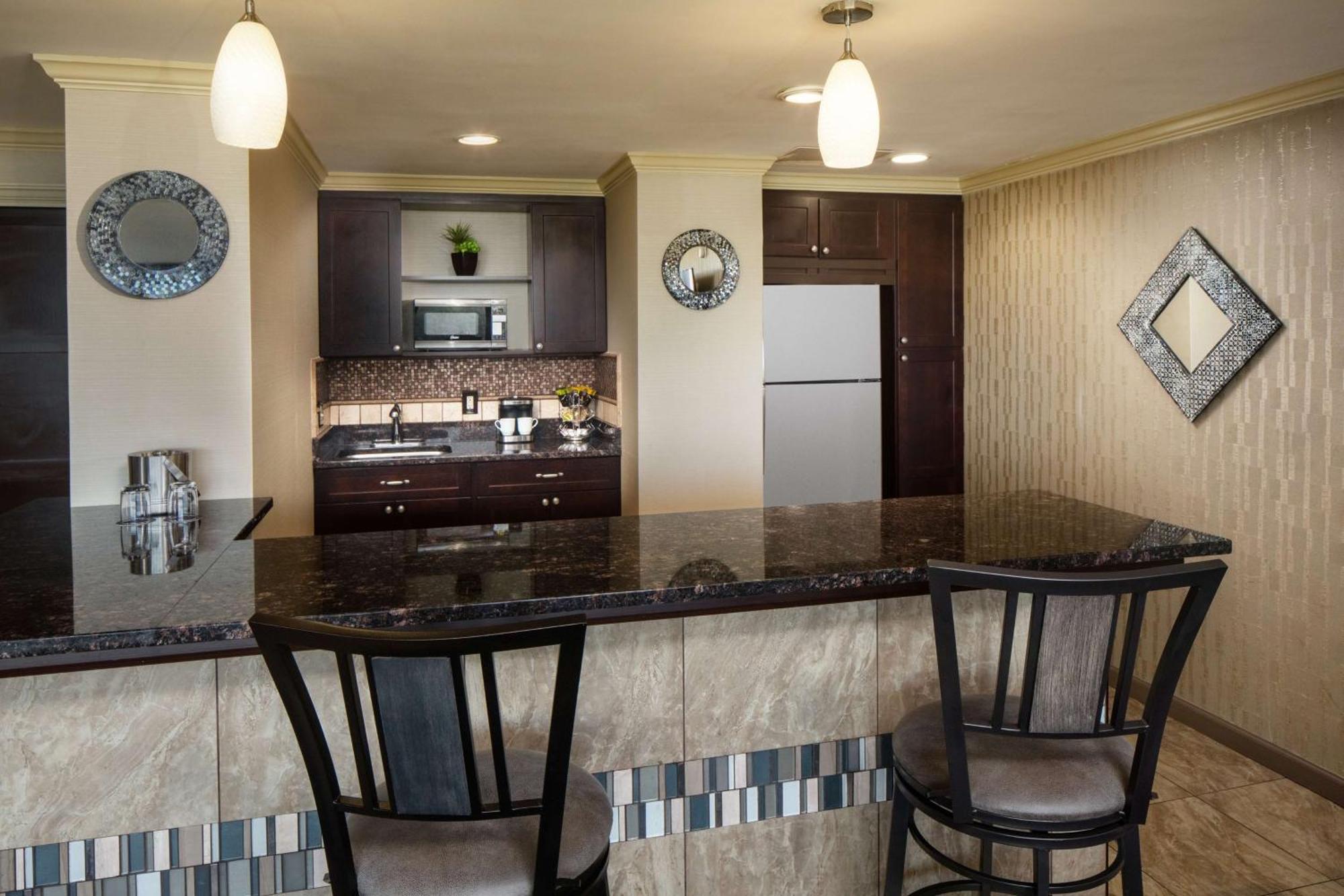 Doubletree By Hilton Cherry Hill Philadelphia Bagian luar foto